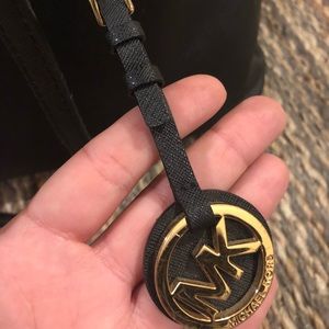 ADDITIONAL PICS Michael Kors ‘Jet Setter’ Tote